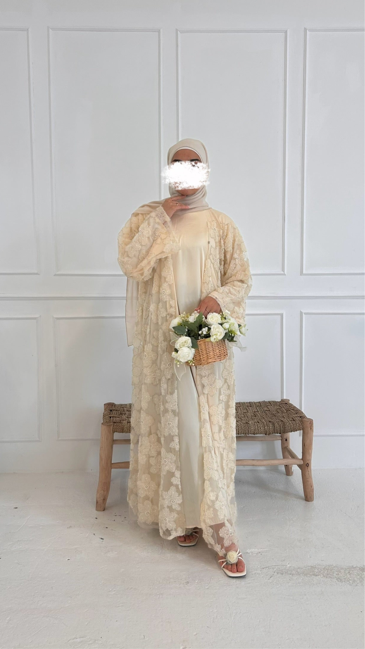 Floral Bloom in Champagne Cream