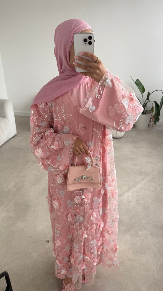 Amora in Pink