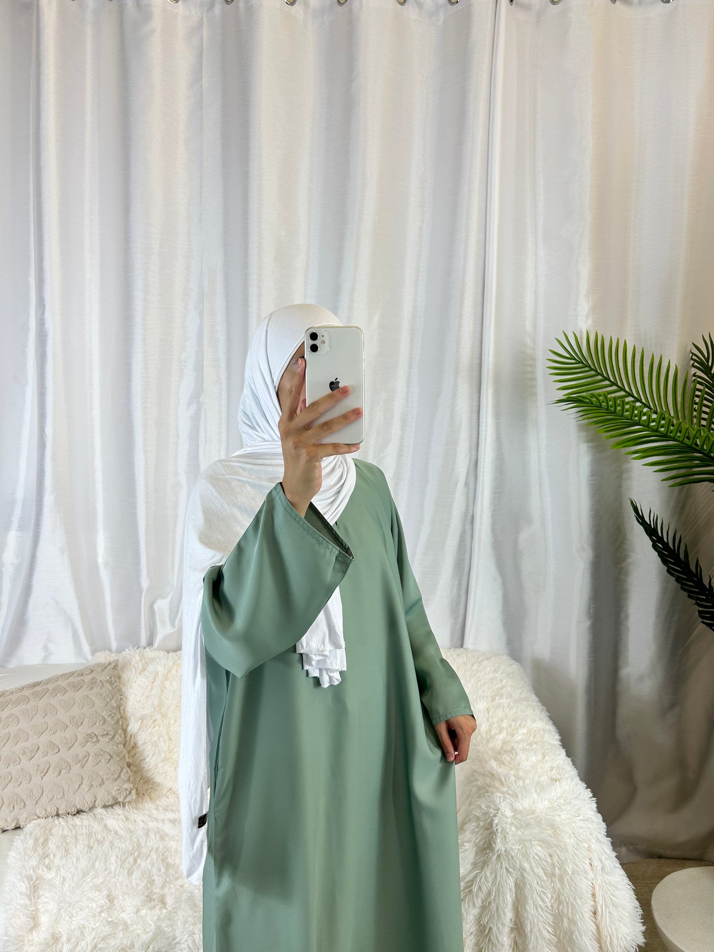 Nura Slip On Abaya In Mint