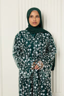 Inès Abaya in Emerald