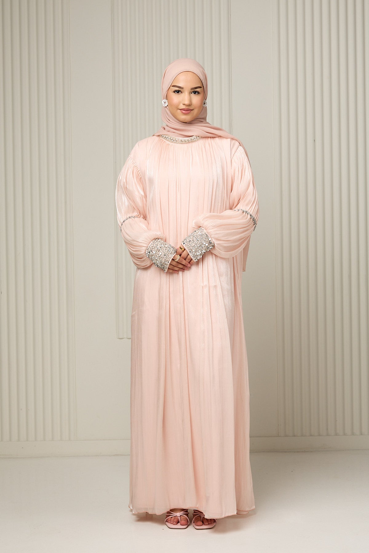 Ayla Abaya in Powdered Rose – LAYAAN COLLECTION