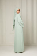 Elina Abaya in Mint