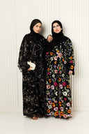 Liyana in Black