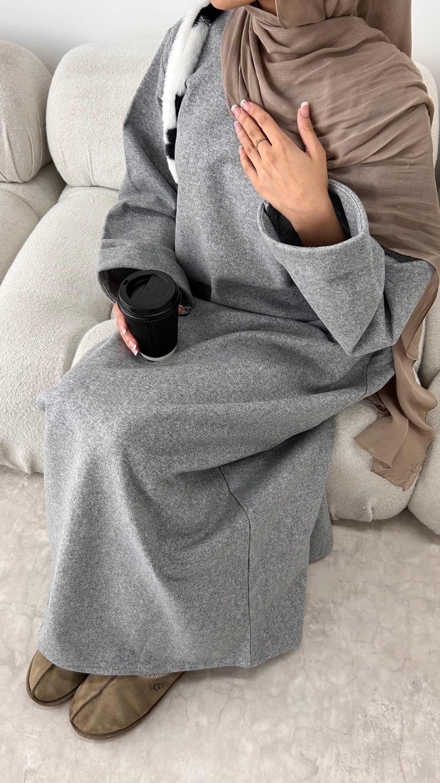Nayla in Light Grey