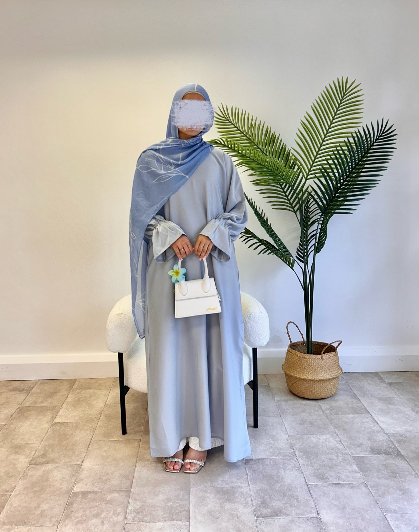 Luna Abaya in blue