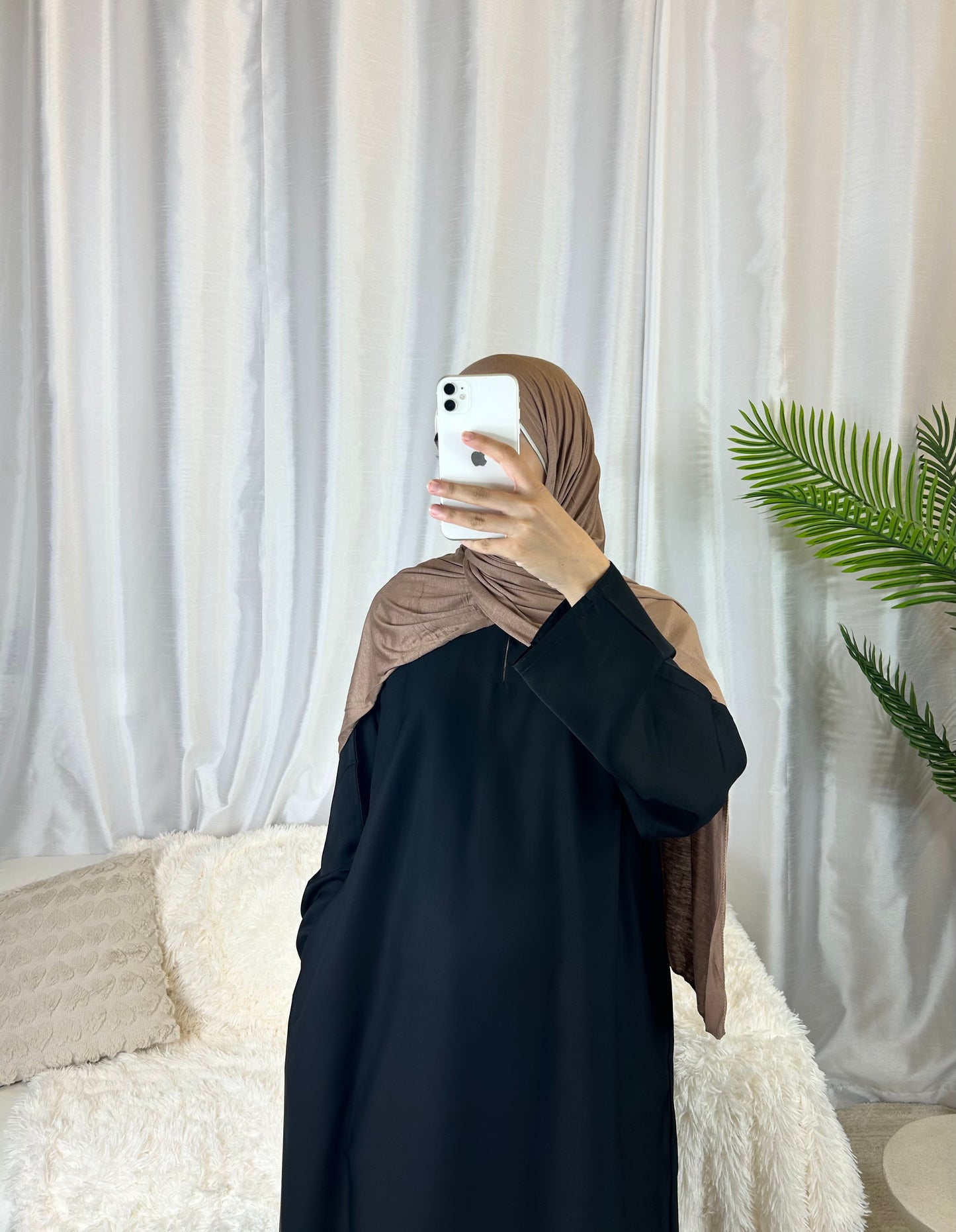 Nura Slip On Abaya In Black