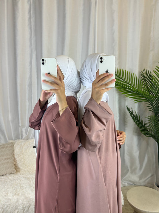 Nura Slip On Abaya In Mauve