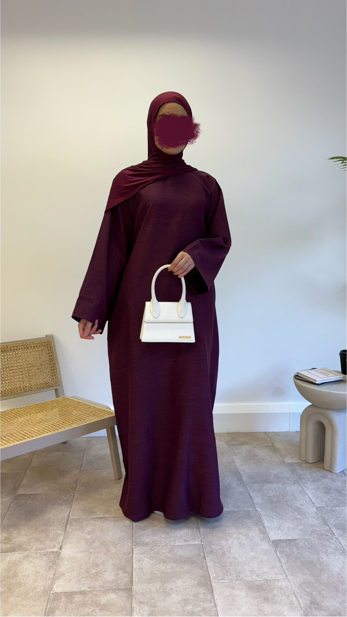 Lina Abaya in Berry