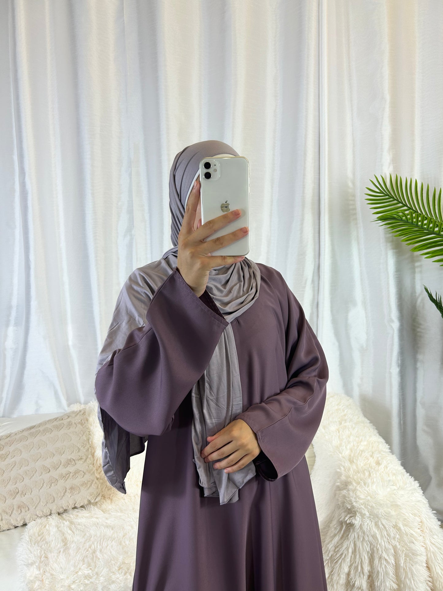 Nura Slip On Abaya in Violet