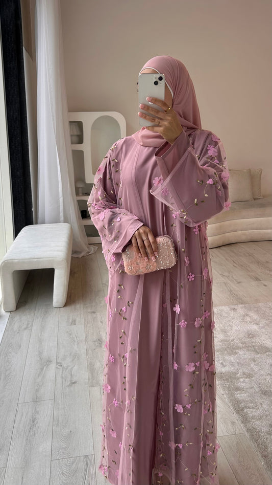 Yasmin in Lilac
