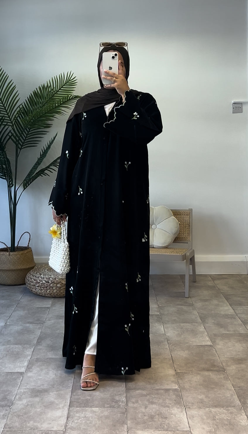 Inara Abaya in Black