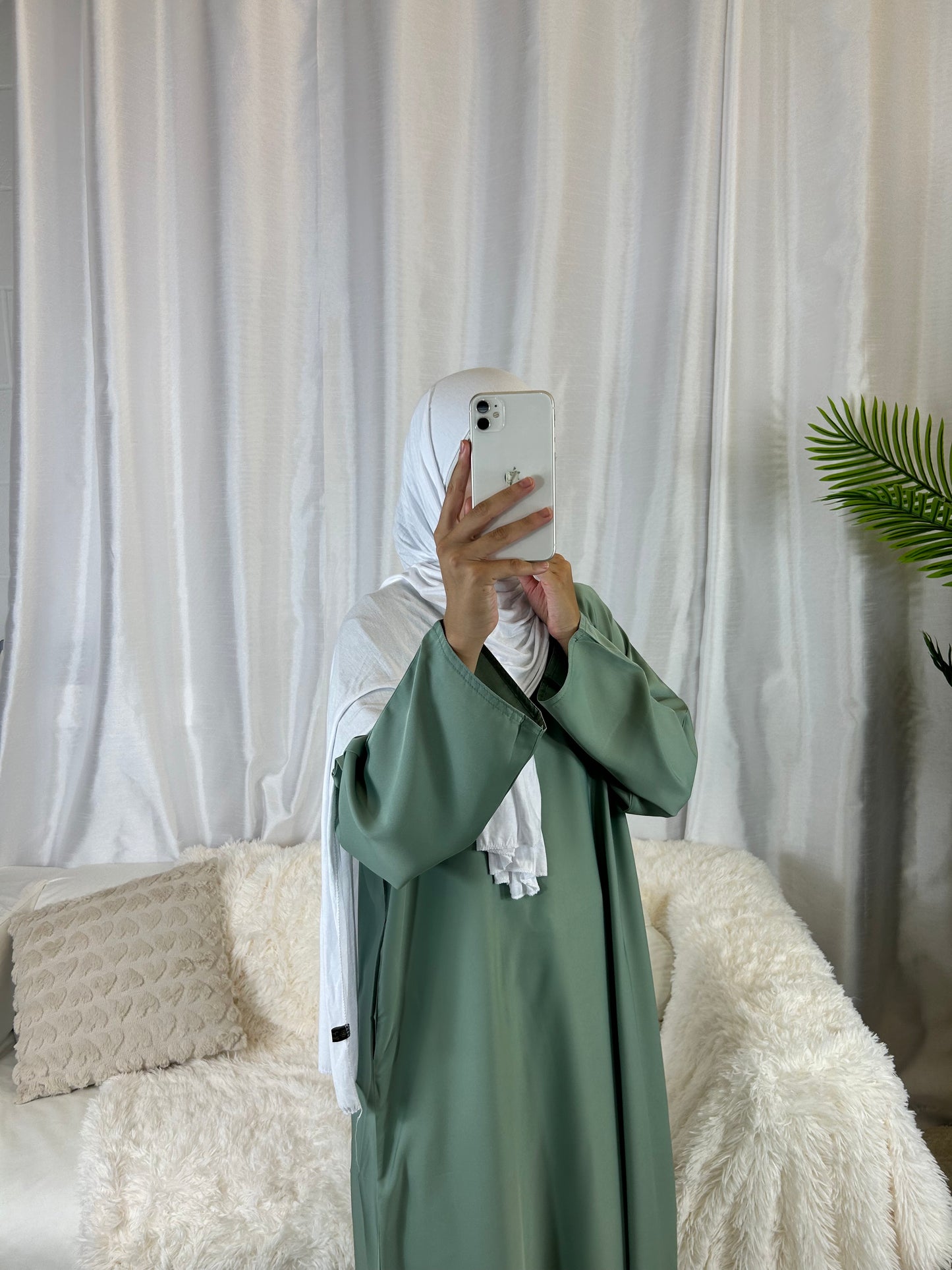 Nura Slip On Abaya In Mint