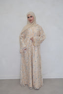 Maha in Beige