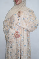 Maha in Beige