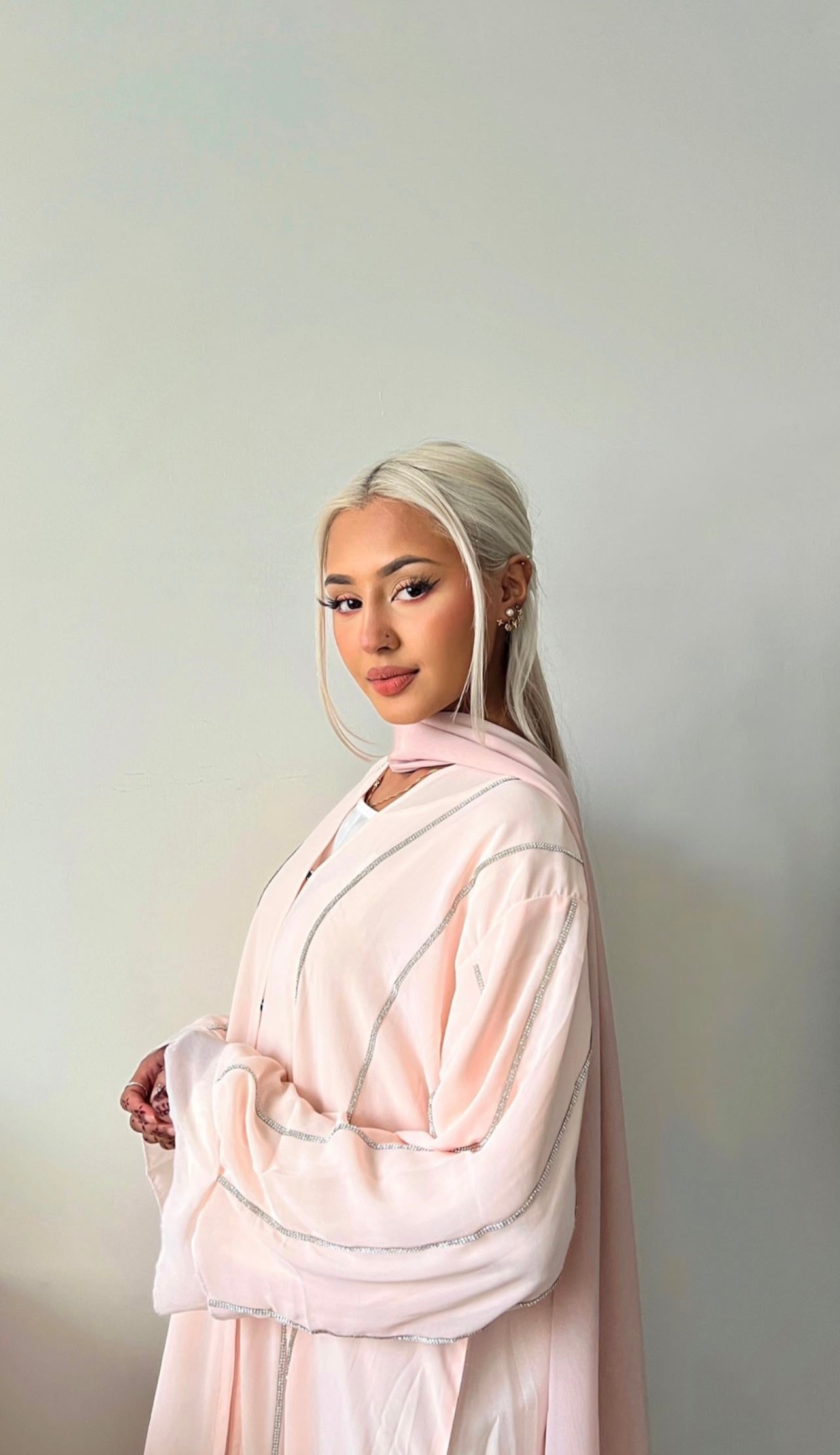 Assya Abaya in Pink